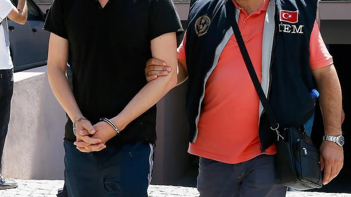 ​Türkiyədə PKK əleyhinə əməliyyat zamanı 13 nəfər saxlanılıb