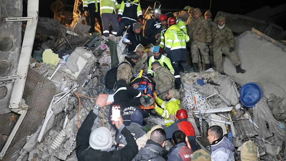 Three rescued 76 hours after earthquakes in Turkiye