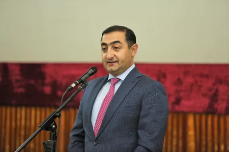 Əbədi ezamiyyət filmi Tacikistanda nümayiş etdirilib
