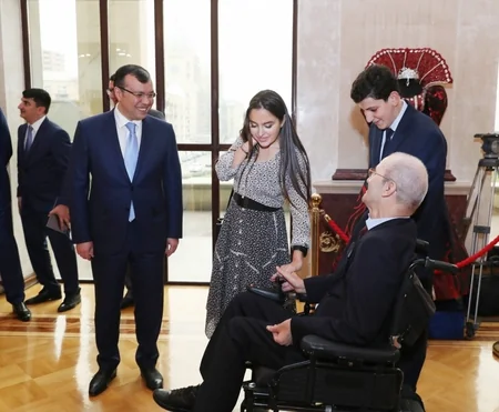 Leyla Əliyeva “And” tamaşasının premyerasında iştirak edib