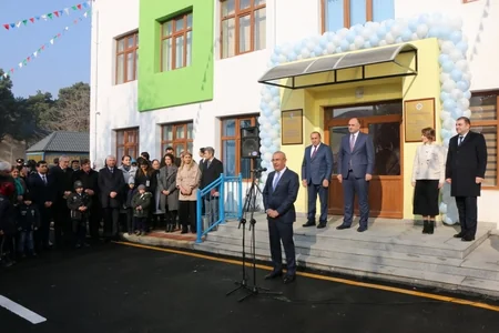 Şəmkirdə Heydər Əliyev Fondunun təşəbbüsü ilə inşa və təmir olunan körpələr evi-uşaq bağçaları istifadəyə verilib