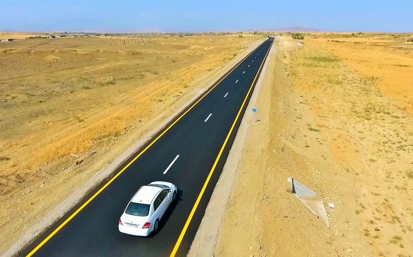 Asadov: 1,500 kilometers of roads built in liberated areas under 16 projects