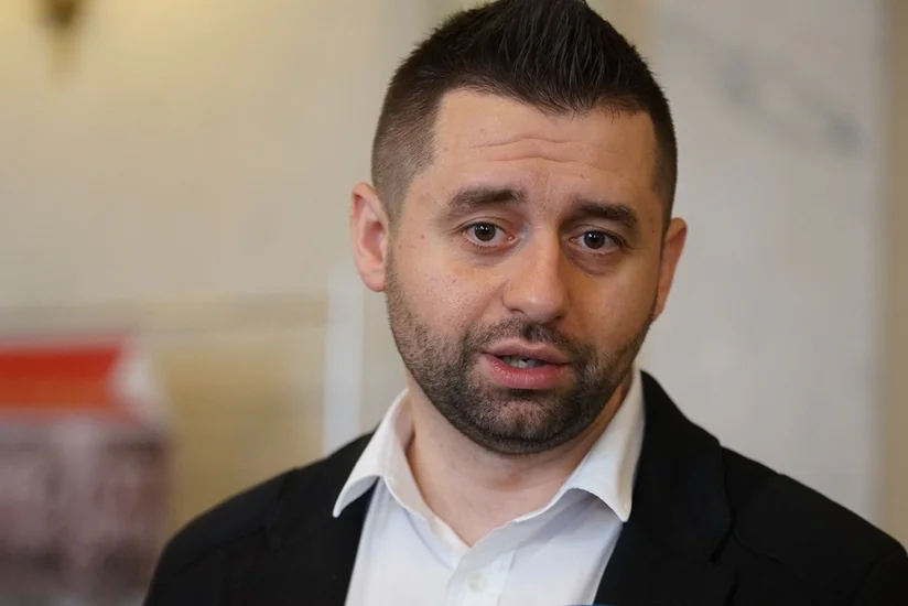 Deputat: “Ukraynanın NATO-ya üzv olması prosesi artıq başlayıb