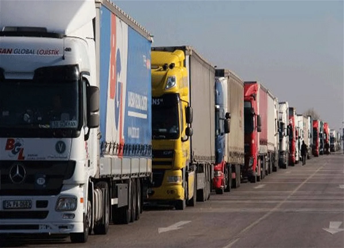 Azərbaycanda son 20 ildə sərnişin və yük daşımaları üzrə illik gəlir 10 dəfə artıb