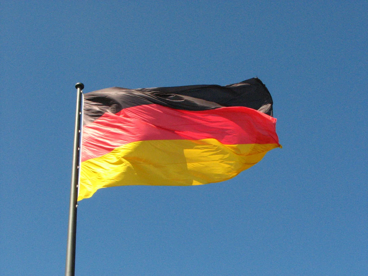 Germany's public debt declines