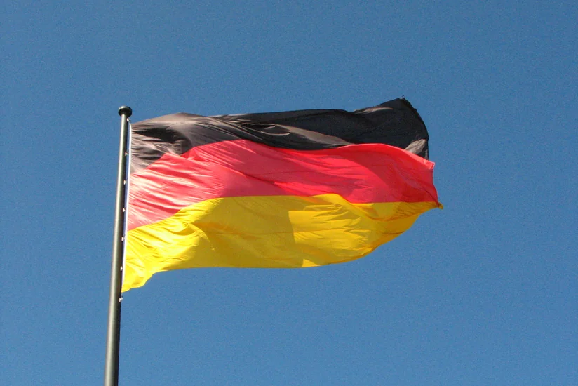 Germany's public debt declines