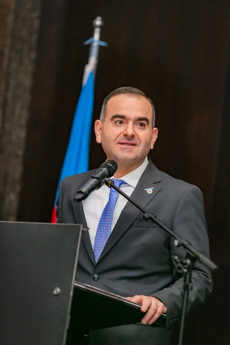 AZAL Almatıda yeni müntəzəm aviareysin təqdimatını keçirib