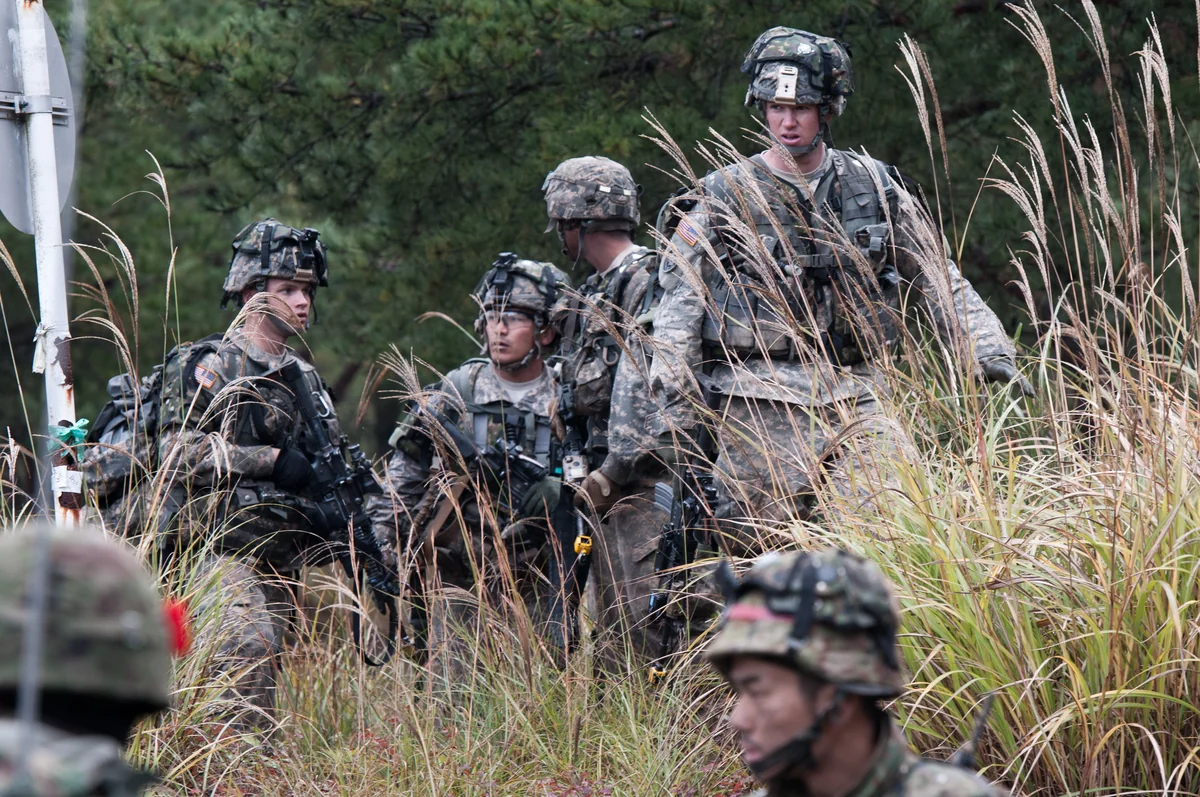 Japan, US to hold joint military exercises