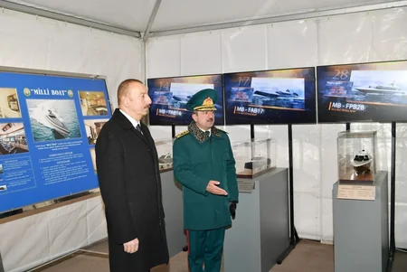 Prezident İlham Əliyev yeni inşa edilmiş “Tufan” tipli sərhəd gözətçi gəmisi ilə tanış olub - YENİLƏNİB
