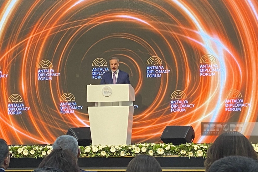 Хакан Фидан обсудил с Сергеем Лавровым мирный процесс на Кавказе