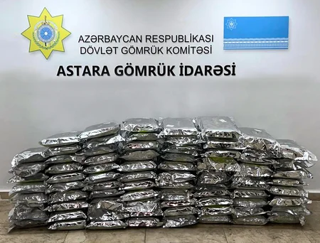 İrandan Rusiyaya “gavalı və üzüm” aparan avtomobildən 76 kiloqramdan çox narkotik aşkar edilib