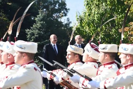 Sofiyada Prezident İlham Əliyevin rəsmi qarşılanma mərasimi olub