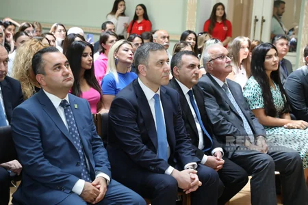 Diaspor nümayəndələrinin iştirakı ilə “Ana dili – Azərbaycan məktəbi” layihəsinin təqdimat mərasimi keçirilib