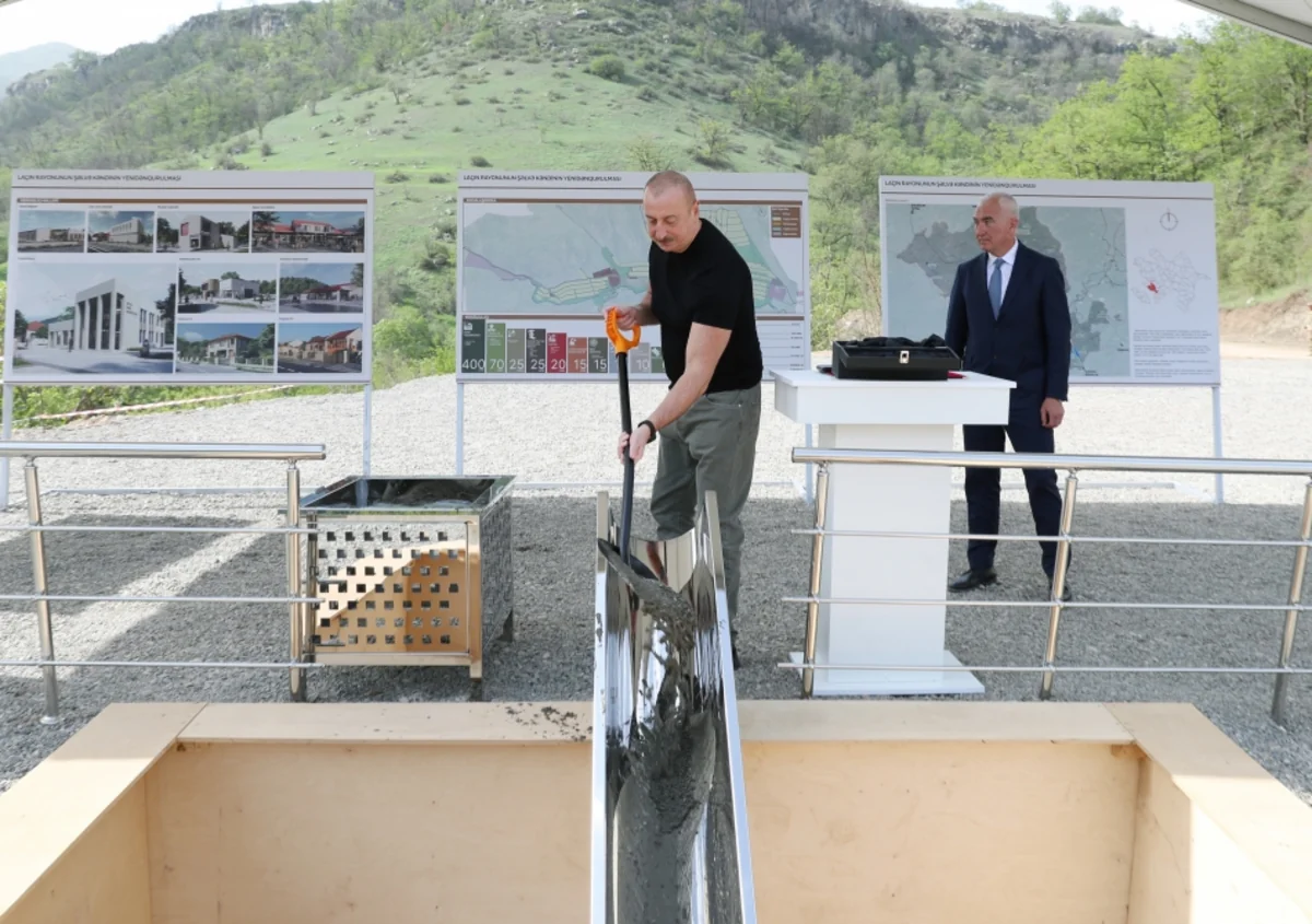 Prezident İlham Əliyev Laçının Şəlvə kəndinin təməlini qoyub