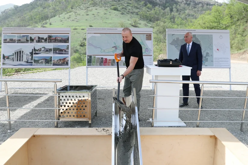 Prezident İlham Əliyev Laçının Şəlvə kəndinin təməlini qoyub