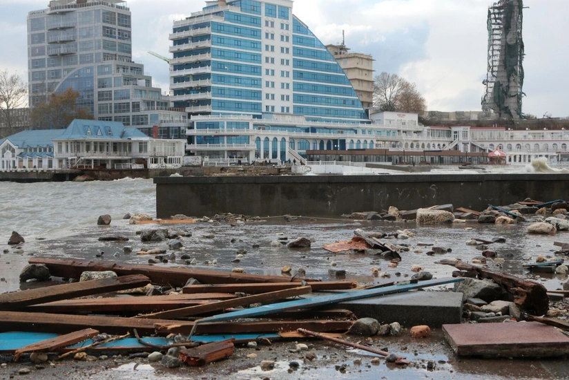 Crimean storm kills five, injures 12