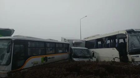 40 vehicles pileup in Turkey: 2 dead