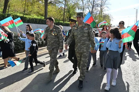 Elm və Təhsil, Müdafiə nazirlikləri birgə Laçında “Bayraq yürüşü” keçirib