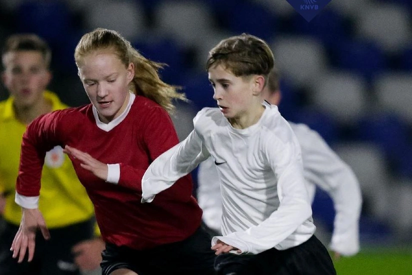 Niderlandda qadın kişi futbol klubunun oyunçusu olacaq