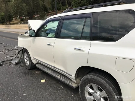 Bakıda “Prado” “QAZel”ə çırpılıb - FOTO - VİDEO - YENİLƏNİB