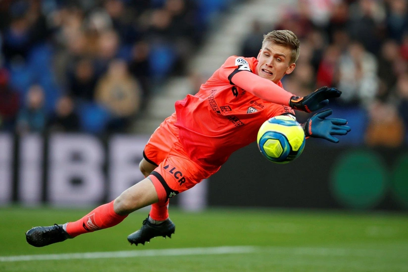 Arsenal to transfer Iceland goalkeeper