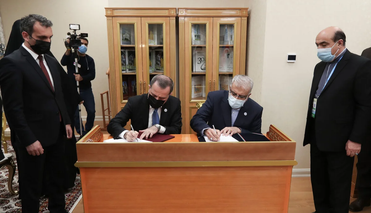 İran, Azərbaycan və Türkmənistan arasında qaz mübadiləsi sazişi imzalanıb