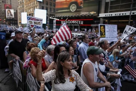 Thousands protest in New York against nuclear deal with Iran