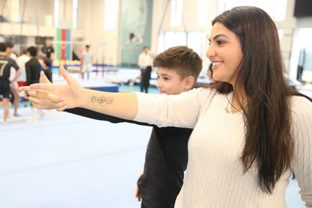 Türkiyəli Olimpiya mükafatçısı Milli Gimnastika Arenasının qonağı olub