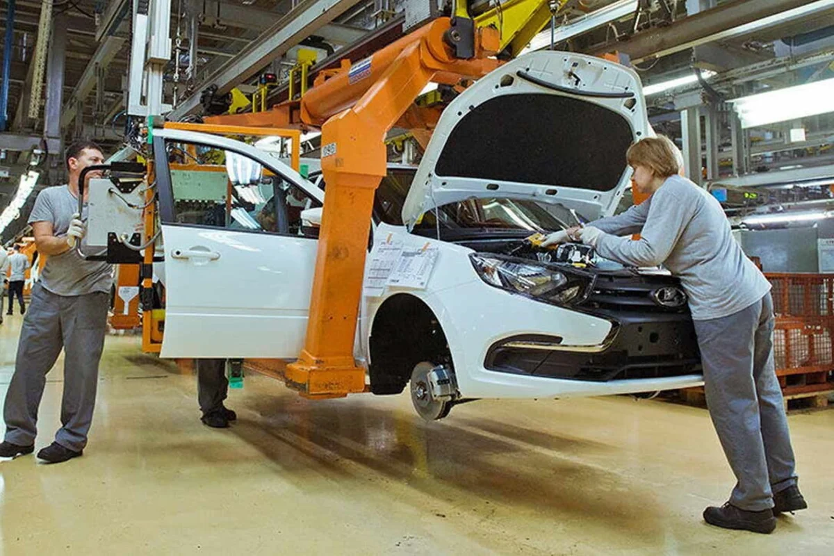 Российский АвтоВАЗ возглавит вице-губернатор Петербурга