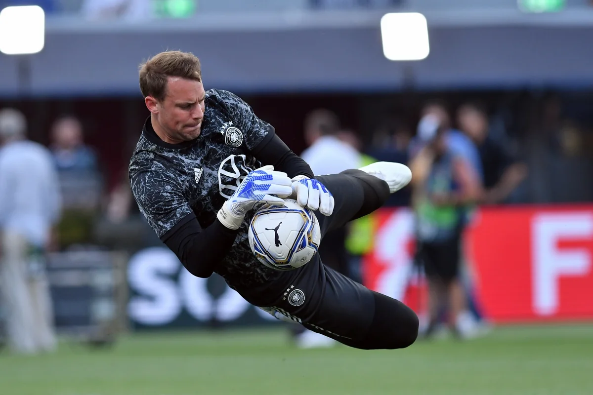 Bayern Munich star says he had to undergo surgery three times due to cancer