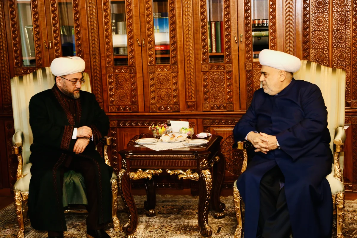 QMİ sədri Özbəkistan müftisi ilə əməkdaşlıq məsələlərini müzakirə edib