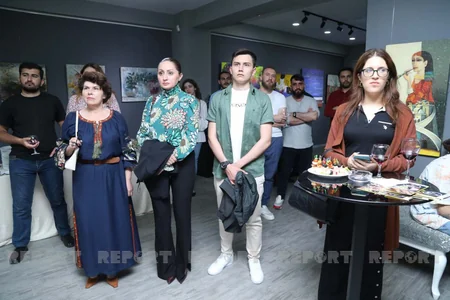 Bakıda “Müharibə uşaqlarına” xeyriyyə sərgisi açılıb