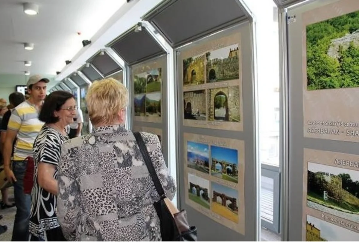 В болгарском городе Габрово открылась фотовыставка, посвященная Шеки