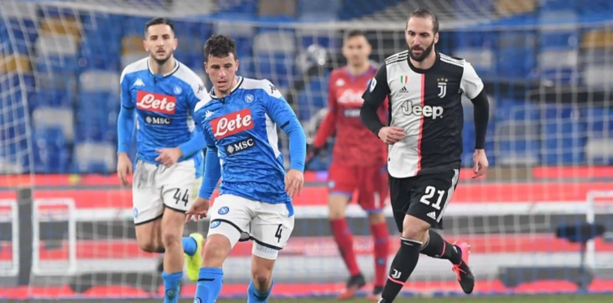 “Наполи” обыграл “Ювентус” в Серии А
