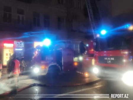 Bakıda yaşayış binasında yanğın olub - FOTO - VİDEO