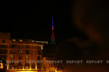 Tbilisi teleqülləsi Azərbaycan bayrağının rəngləri ilə işıqlandırılıb