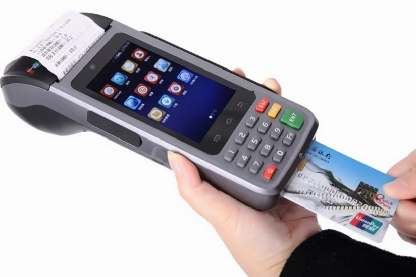 Azərbaycanda bir ayda 5 min POS-terminal quraşdırılıb