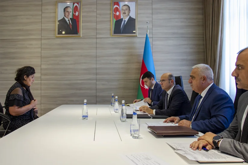 Energetika naziri vətəndaşları qəbul edib