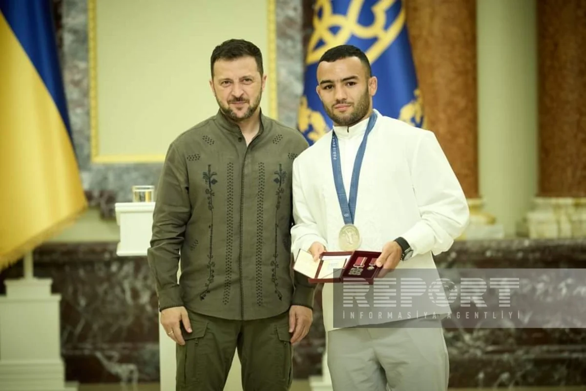 Zelenski azərbaycanlı idmançını mükafatlandırıb