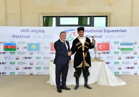 Milli Atçılıq Festivalında cıdır və yorğa yarışları keçirilib