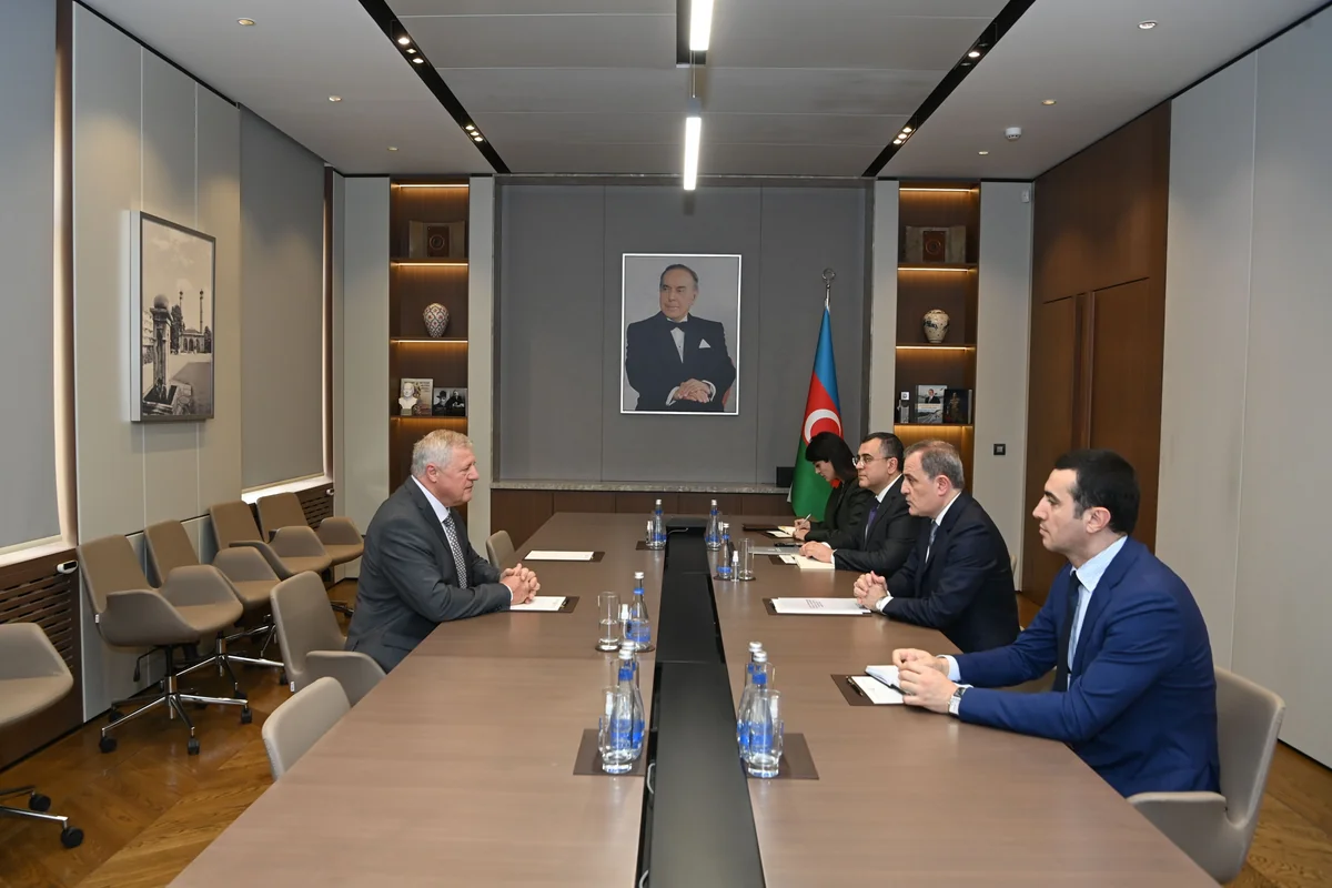 Azerbaijani FM receives Slovak ambassador as diplomatic term concludes