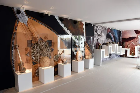 Parisdə “Azərbaycan şəhərciyi”nin rəsmi açılışı olub