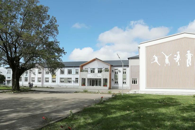 Heydər Əliyev Fondunun Göyçay, İsmayıllı və Qəbələdə inşa etdiyi məktəblər istifadəyə verilib