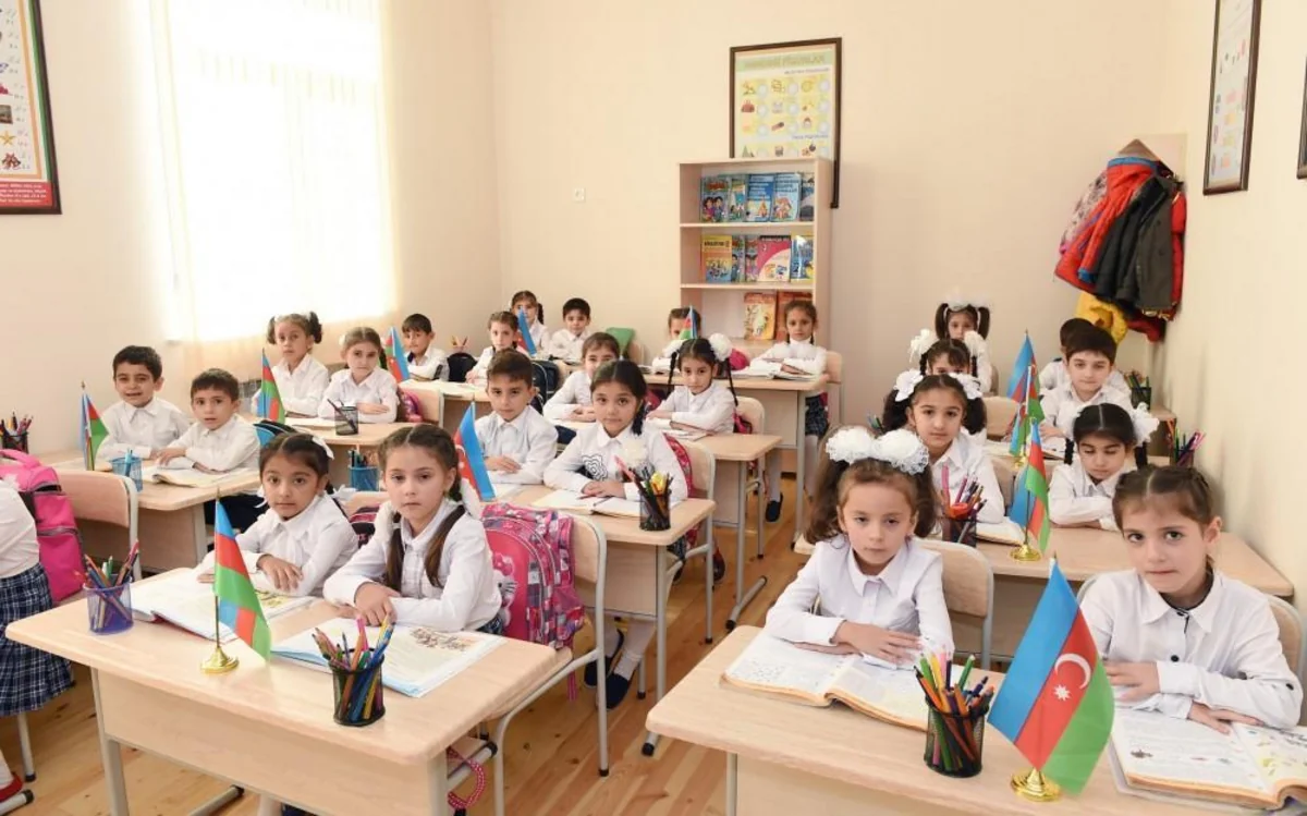Naxçıvanda məktəblər birnövbəli rejimə keçib