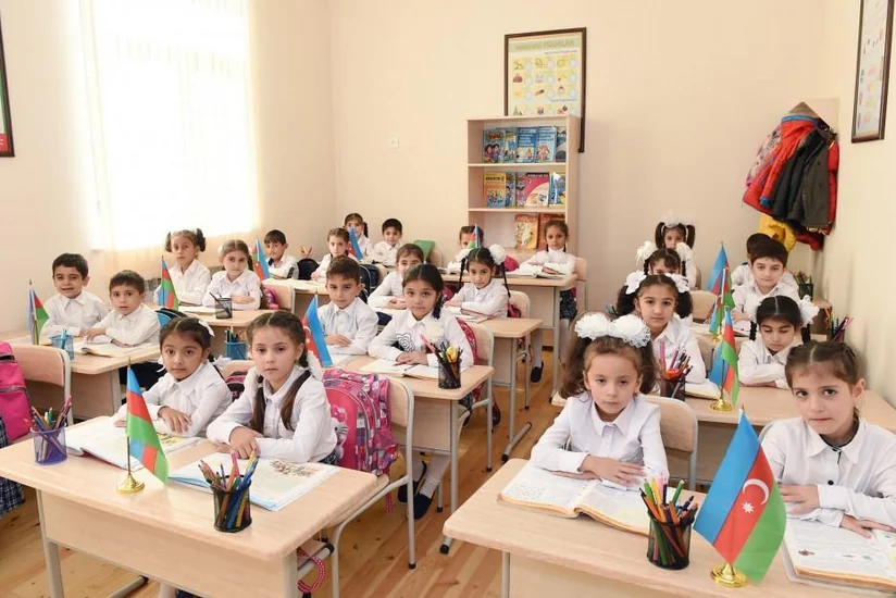Naxçıvanda məktəblər birnövbəli rejimə keçib