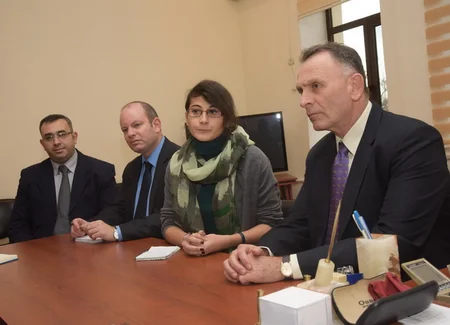 ​İsrail səfiri Azərbaycan Tibb Universitetinin tələbələri ilə görüşüb