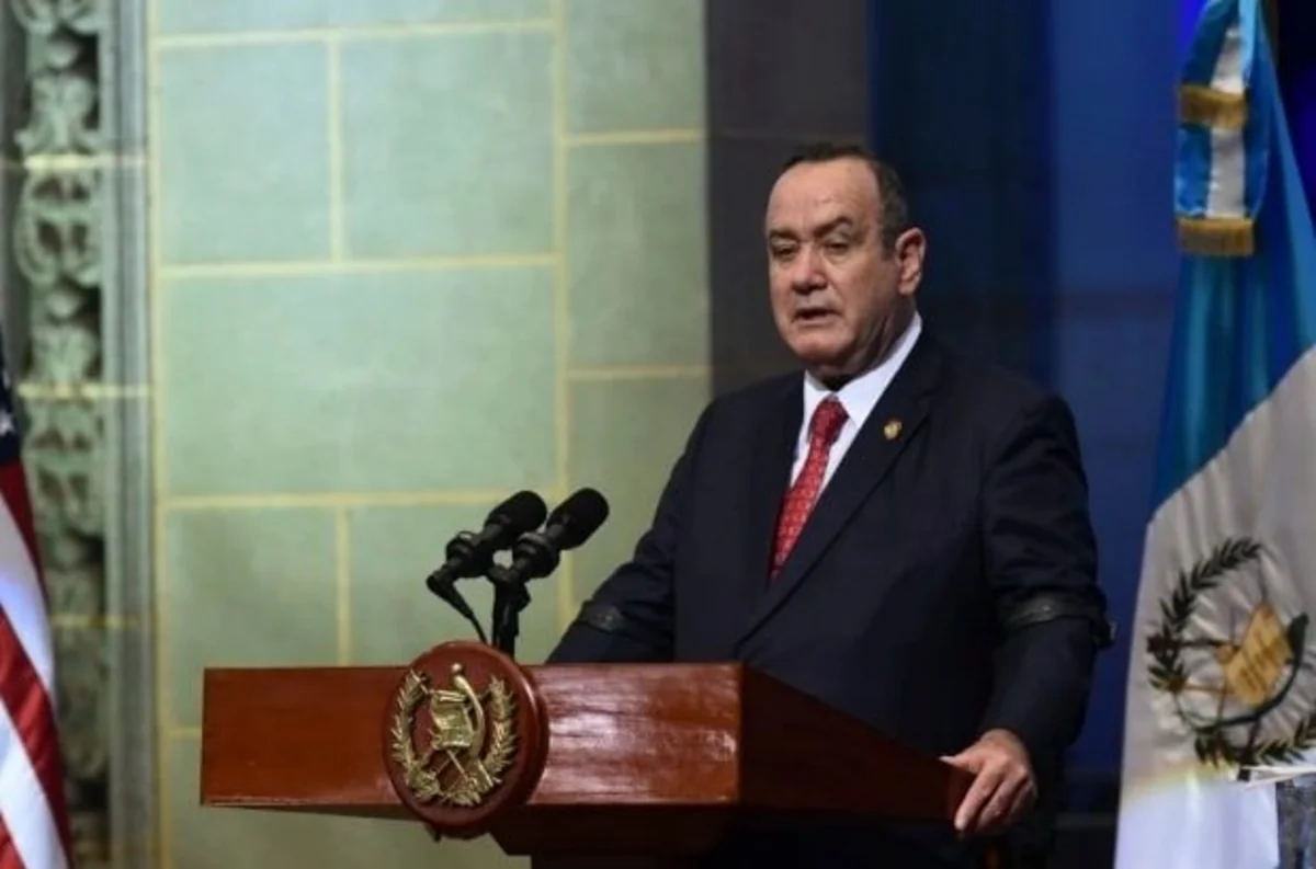 Guatemalan president unharmed after gunmen fire on military guarding entourage
