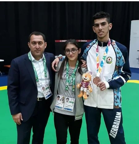 Azerbaijani taekwondo wrestler wins bronze award in junior Olympics - PHOTO