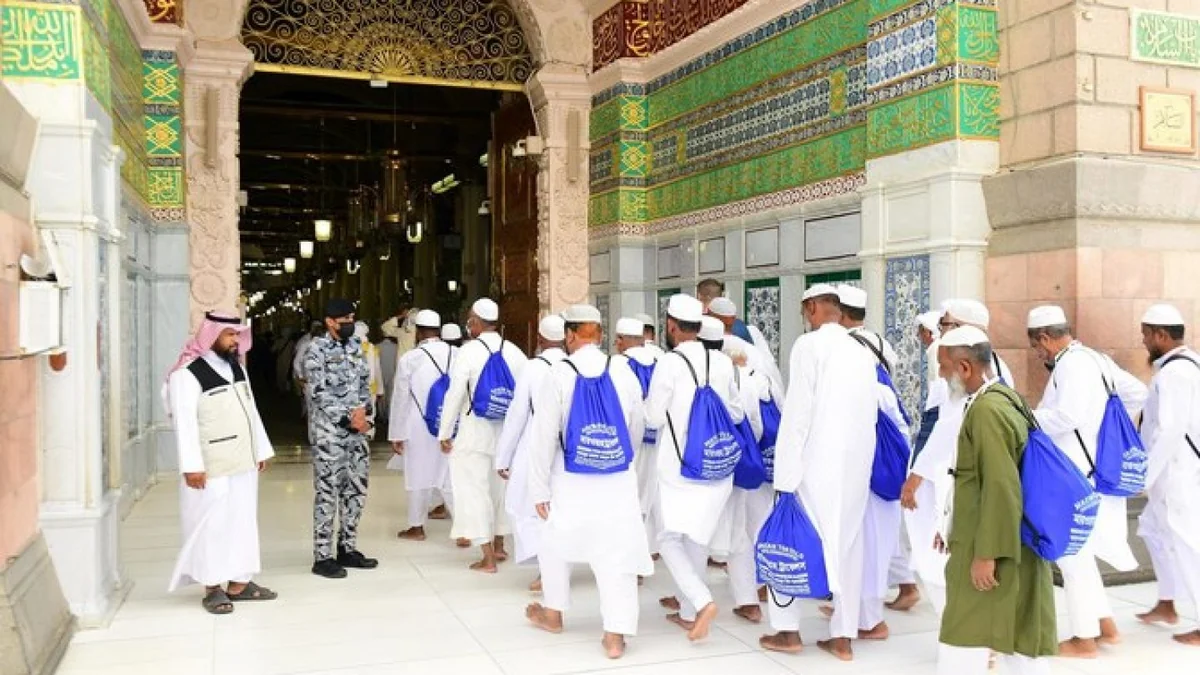 Over 17,000 people detained in Saudi Arabia for Hajj without permission