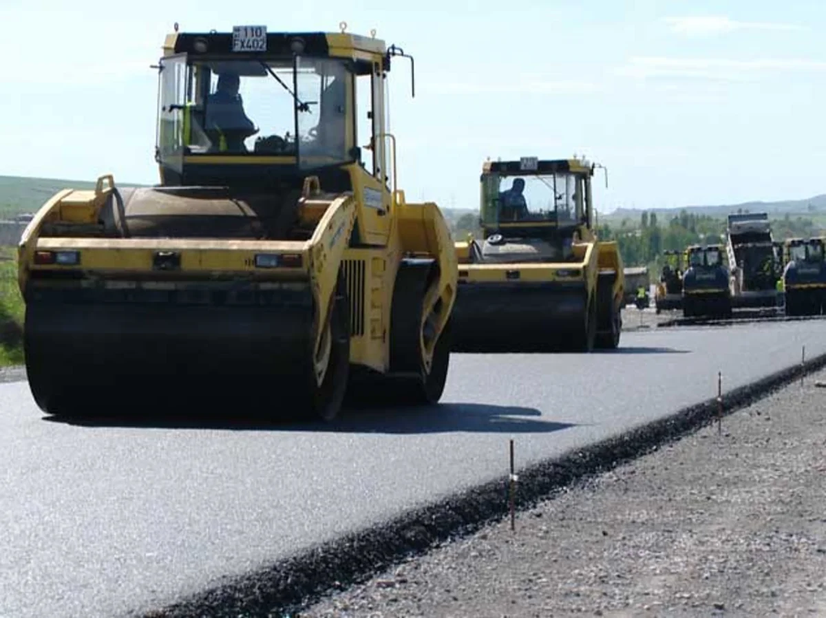 Sürüşmə nəticəsində dağılmış Şamaxı-Pirqulu-Dəmirçi yolunda bərpa işləri yaxın günlərdə yekunlaşacaq